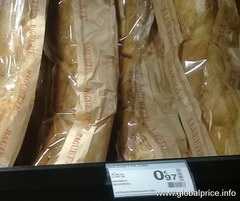 Prices for food in Paris, Baguettes at the supermarket